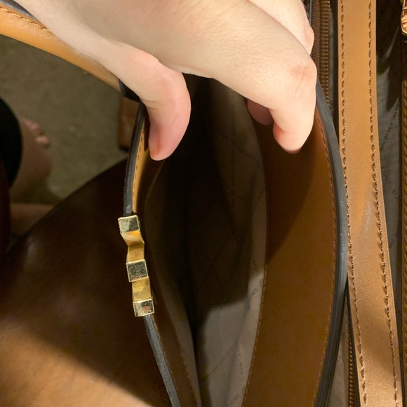 Authentic Michael Kors Purse - Picture 3 of 8